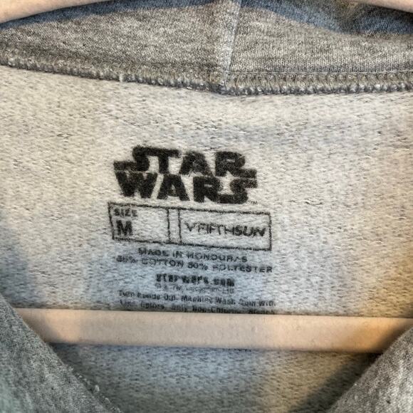Star Wars gray hoodie size med graphic sweater preowned excelllent no drawstring - Picture 5 of 6